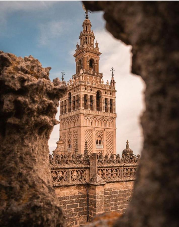 Elegant Sierpes Sevilla Bagian luar foto